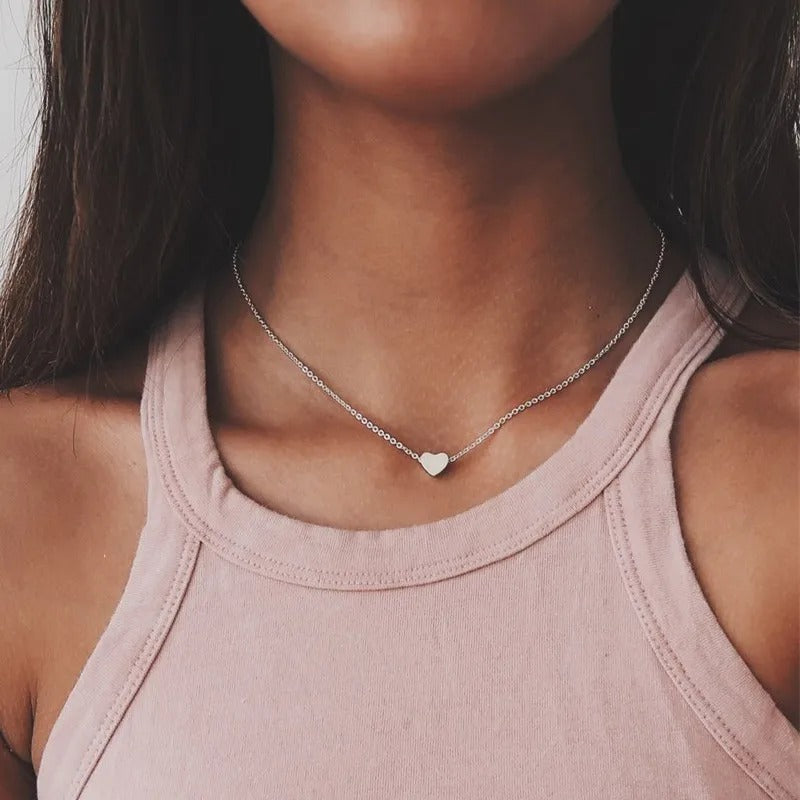 Minimalist Tiny Heart LOVE Necklace for Women – Dainty Clavicle Jewelry